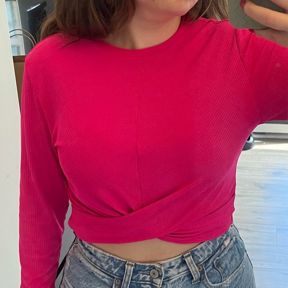 H&M neon pink long sleeve crop top - Picture 6 of 7